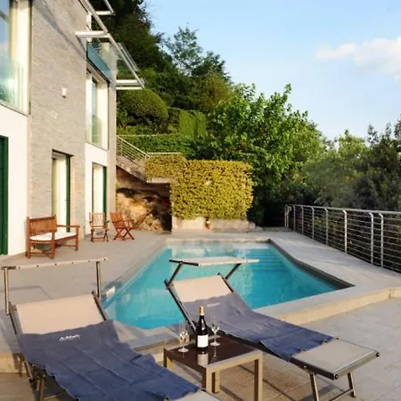 Villa Sleeps 6 Pool *