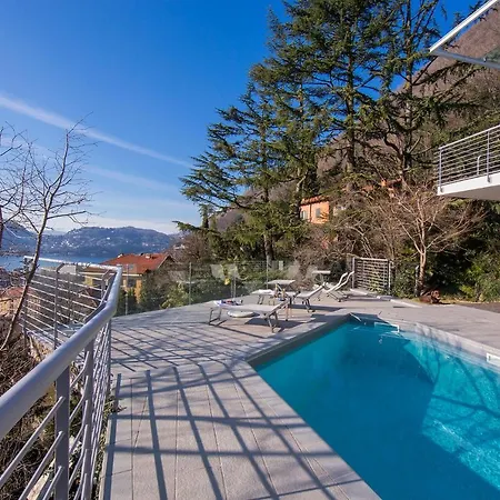 Villa Sleeps 6 Pool